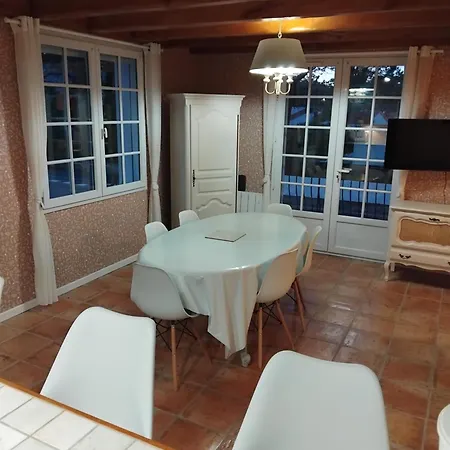 Holiday home Pomme De Pin Saint-Hilaire-de-Riez