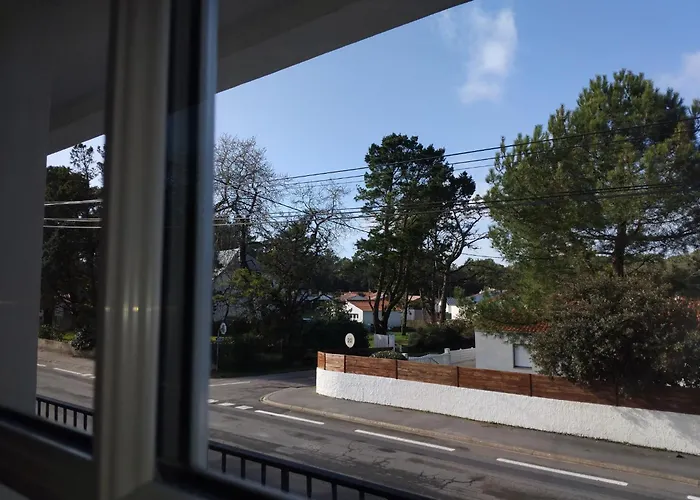 Pomme De Pin Feriehus *